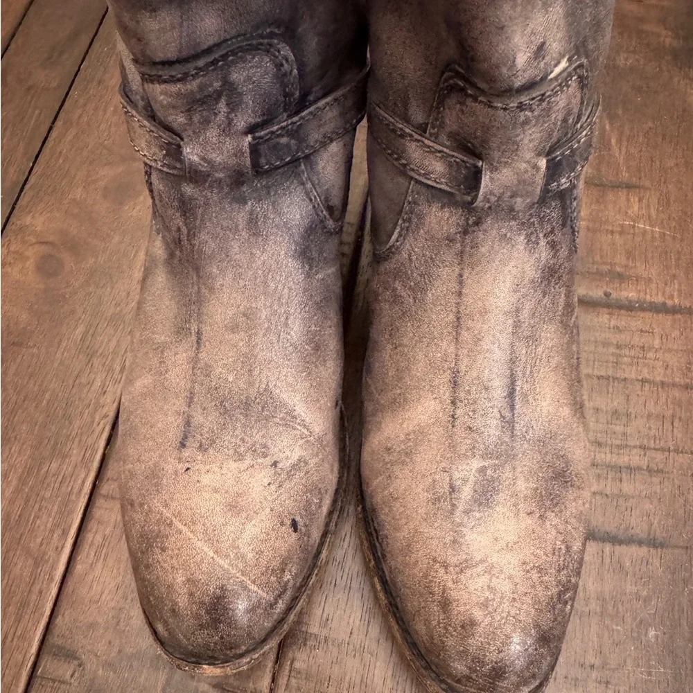 FRYE LINDSAY PLATE 76975 LADIES DISTRESSED LEATHER RIDING BOOTS SIZE 7B FESTIVAL
